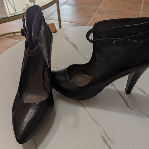 DKNYC Booties - Picture 4 of 4